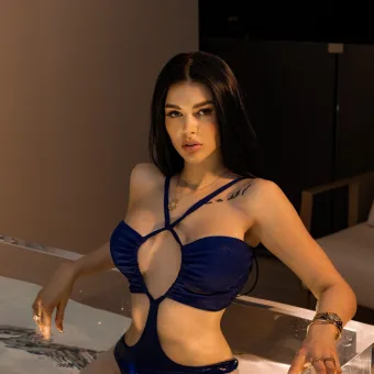 Mira photo 5, latino, slim, black hair, 168 cm, 50 kg, Large bust, Hong Kong
