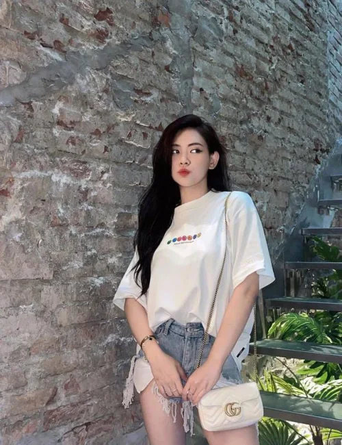Lina photo 8, asian, athletic, black hair, 163 cm, 52 kg, Small bust, Hong Kong