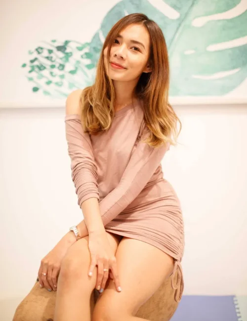Nika photo 1, asian, slim, brunette, 165 cm, 50 kg, Large bust, Hong Kong