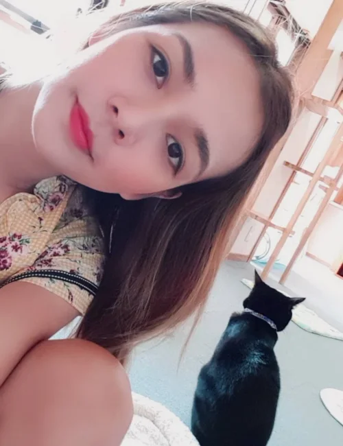 Nika photo 5, asian, slim, brunette, 165 cm, 50 kg, Large bust, Hong Kong