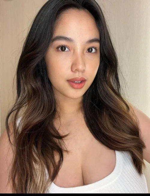 Mira photo 5, asian, slim, brunette, 164 cm, 51 kg, Large bust, Hong Kong
