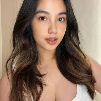 Mira photo 5, asian, slim, brunette, 164 cm, 51 kg, Large bust, Hong Kong