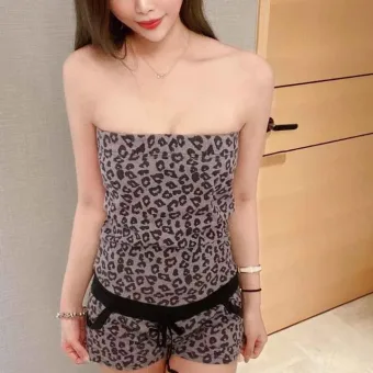 Lina photo 4, asian, slim, black hair, 164 cm, 49 kg, Large bust, Hong Kong