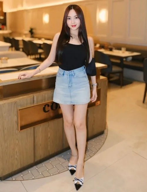 Mila photo 2, asian, slim, black hair, 160 cm, 47 kg, Large bust, Hong Kong