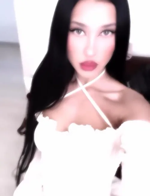 Sofia photo 1, middle eastern, average, black hair, 169 cm, 65 kg, Medium bust, Hong Kong