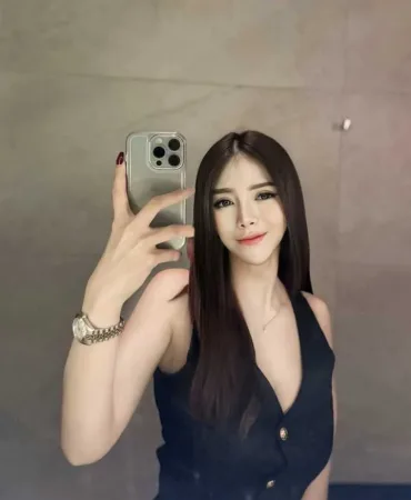 Sofia photo 1, asian, slim, black hair, 169 cm, 54 kg, Medium bust, Hong Kong