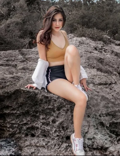 Nika photo 4, asian, athletic, brunette, 167 cm, 55 kg, Medium bust, Hong Kong