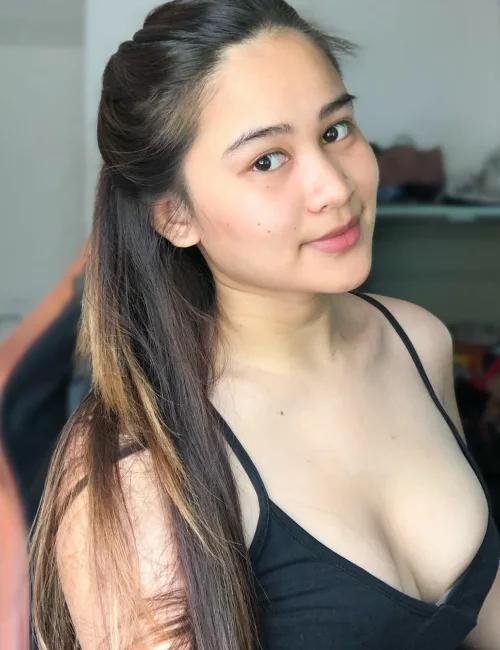 Nika photo 5, asian, athletic, brunette, 167 cm, 55 kg, Medium bust, Hong Kong