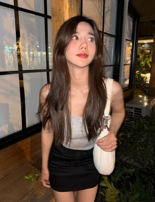 Mira photo 4, asian, slim, black hair, 168 cm, 52 kg, Small bust, Hong Kong