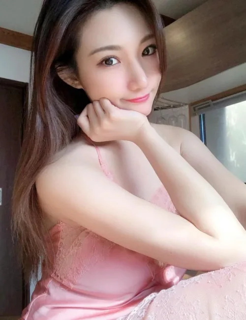 Mila photo 2, asian, athletic, brunette, 163 cm, 55 kg, Large bust, Hong Kong